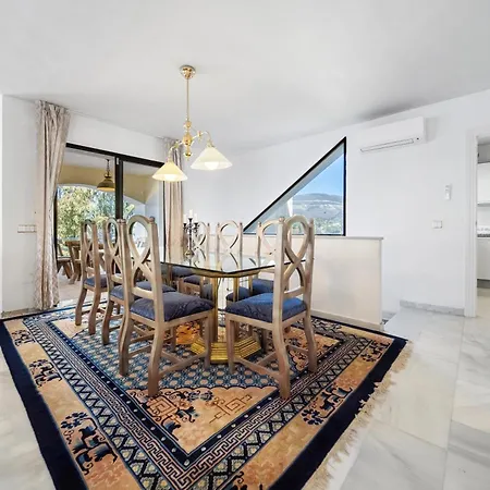 Charming Andalusian Style In Nueva Andalucia Marbella