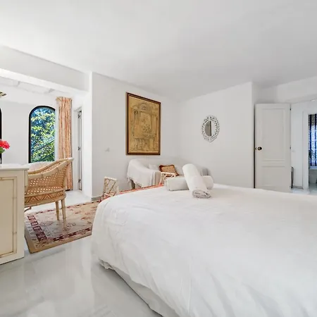 Charming Andalusian Style In Nueva Andalucia * Marbella