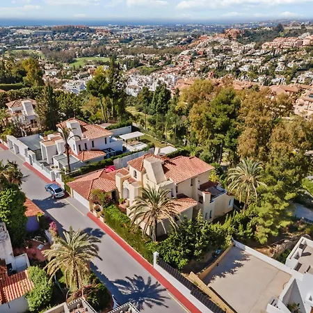 Charming Andalusian Style In Nueva Andalucia Marbella